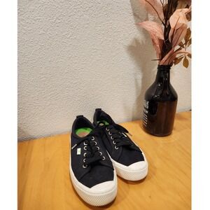 Cariuma‎ OCA Low Top Black Sneakers Women 7 Men 5.5 Eco Canvas Cork Sole unisex
